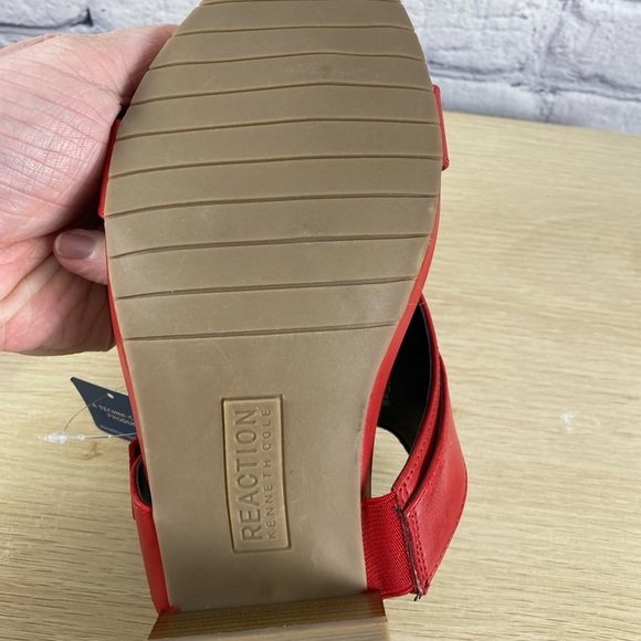 Kenneth Cole Red Sandals Heels Flip Flops Open Toed Sandals size 10 NWT - Picture 9 of 13